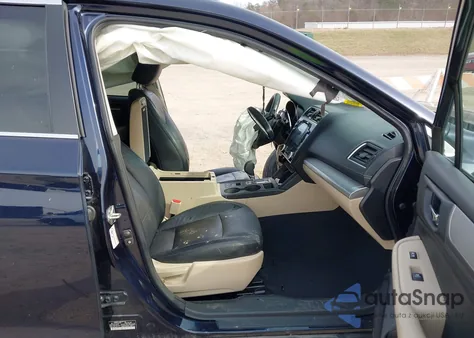 2018 Subaru Outback 2.5I Premium из США, поврежденный, VIN 4S4BSADC3J3251460